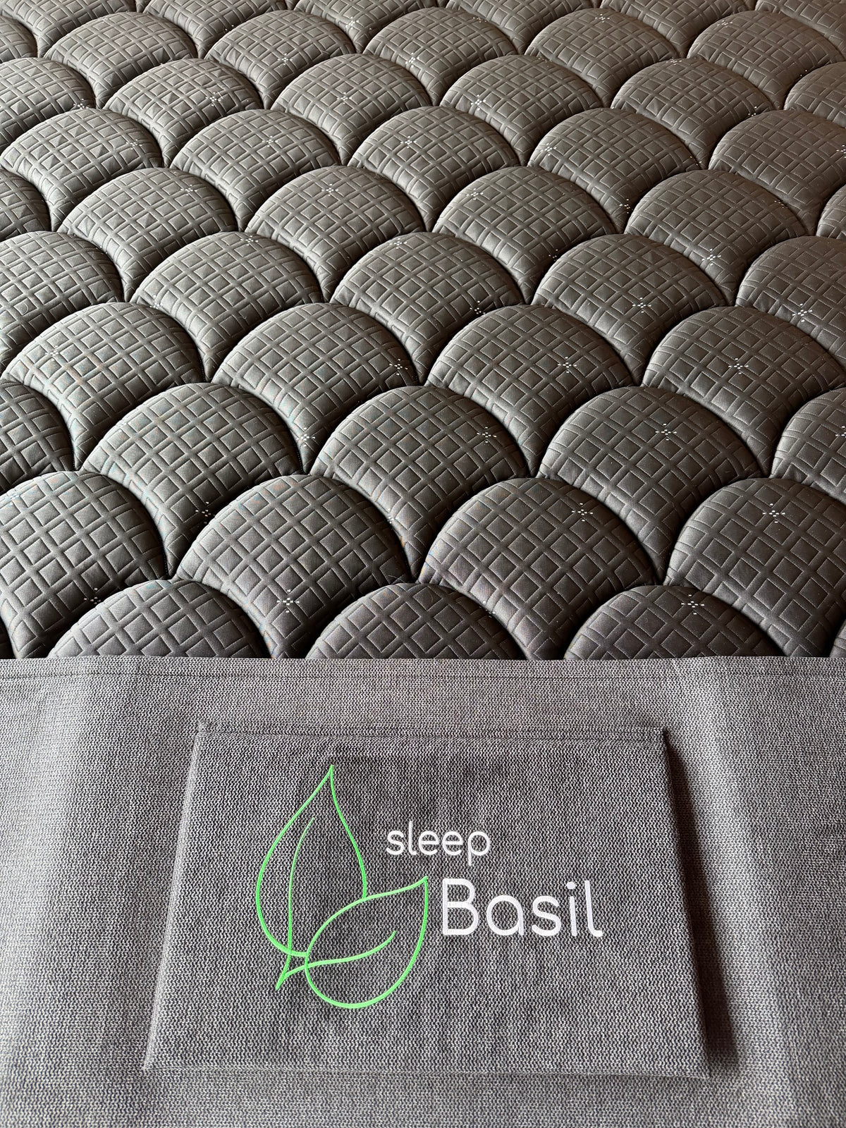 Mint Luxe Hybrid Mattress